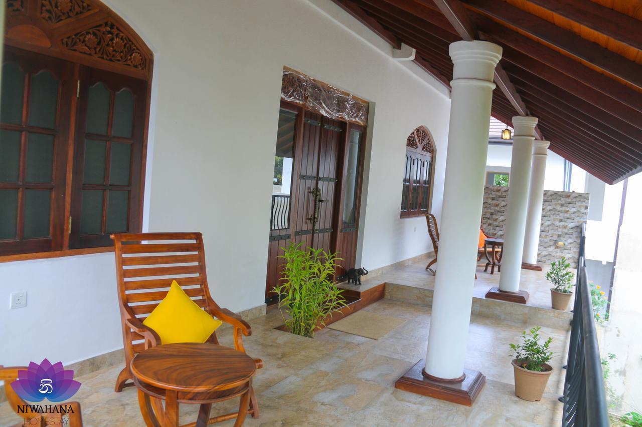 Nivahana Homestay Kandy Esterno foto