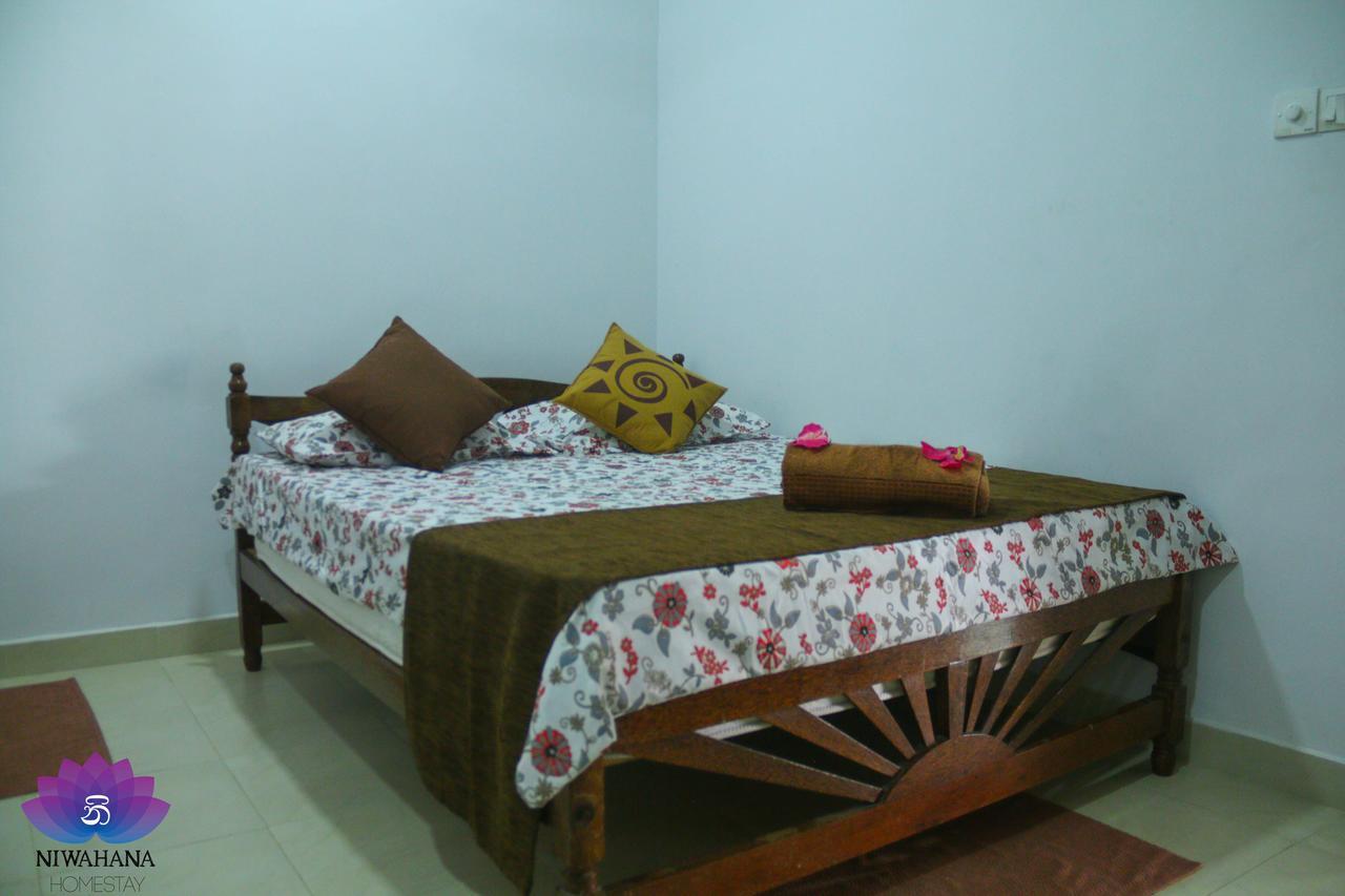 Nivahana Homestay Kandy Esterno foto
