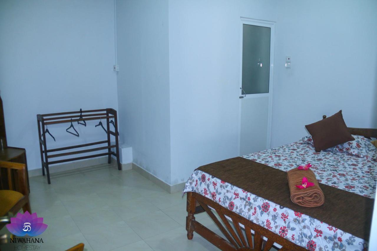 Nivahana Homestay Kandy Esterno foto