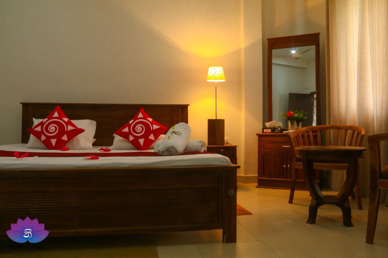Nivahana Homestay Kandy Esterno foto