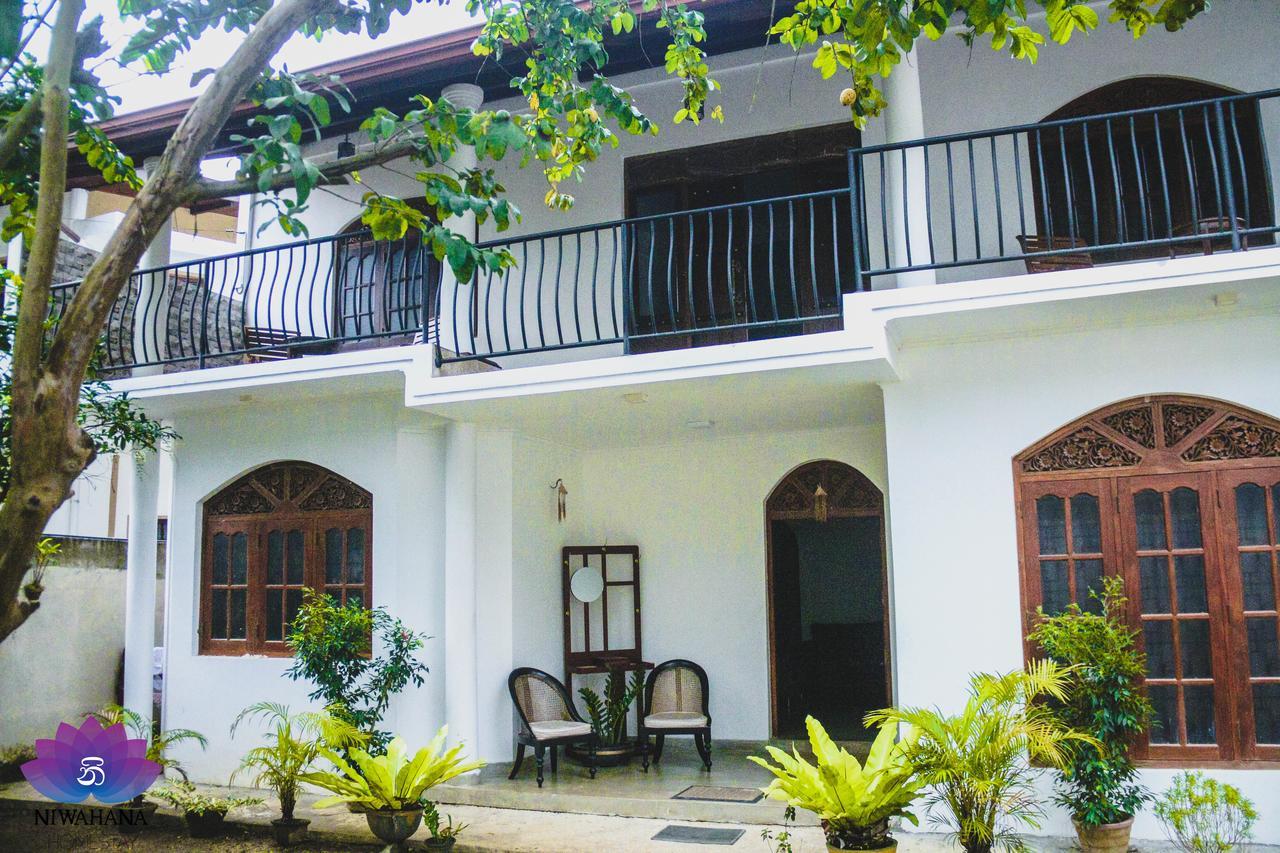 Nivahana Homestay Kandy Esterno foto