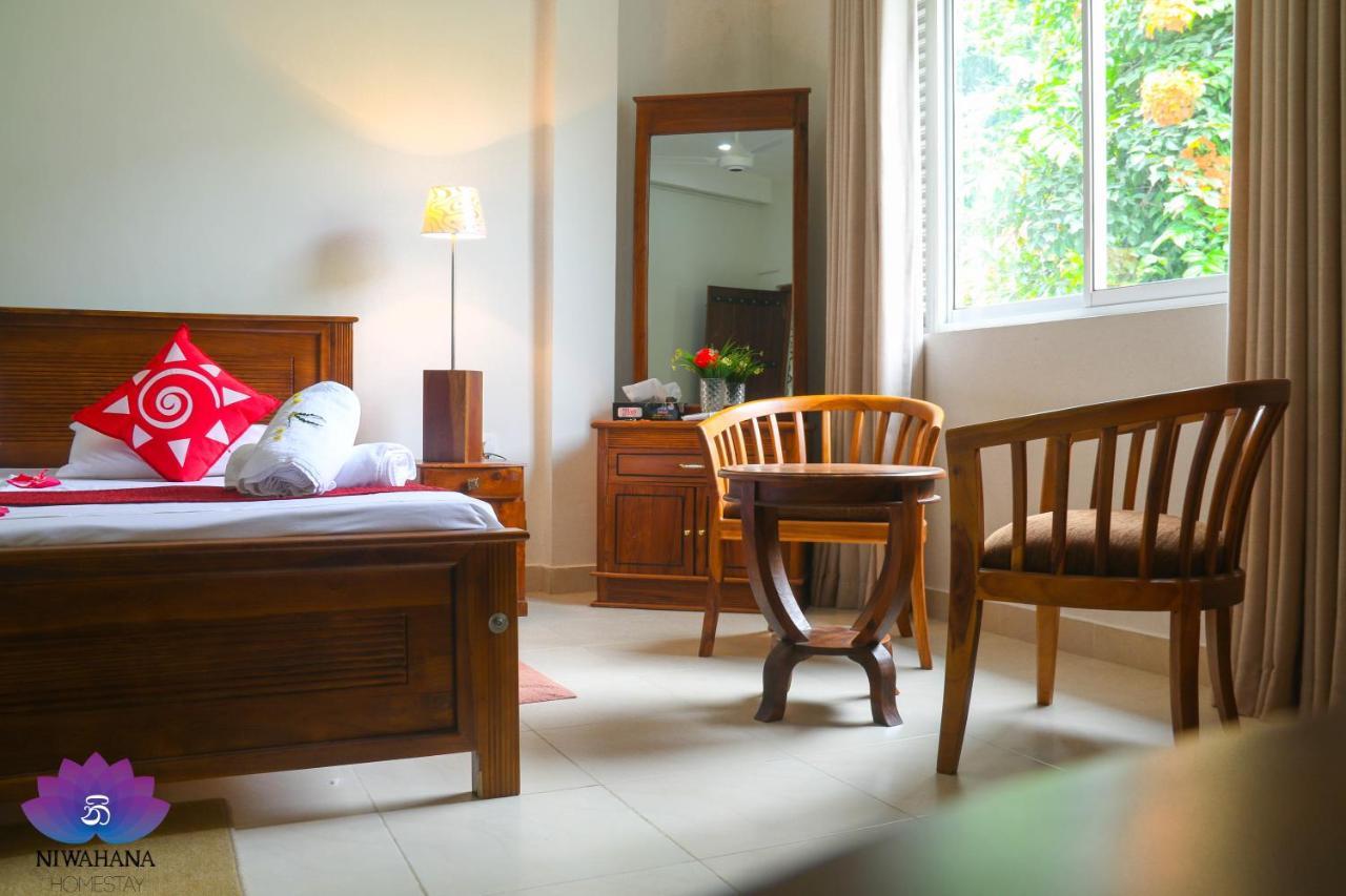 Nivahana Homestay Kandy Esterno foto