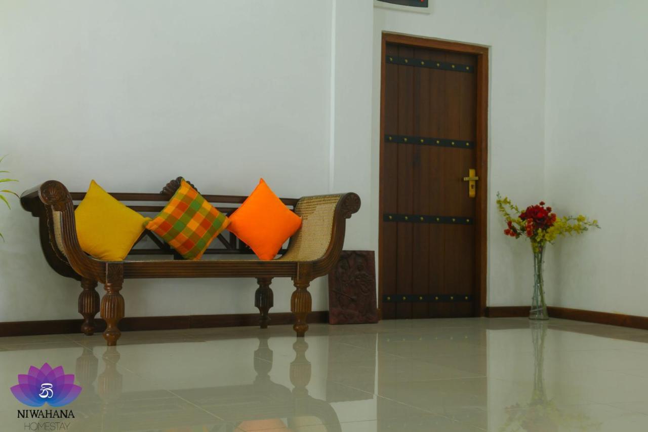 Nivahana Homestay Kandy Esterno foto