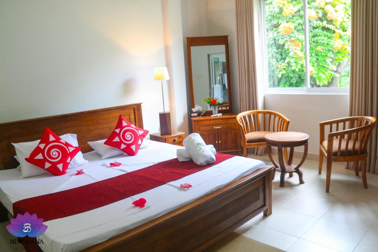 Nivahana Homestay Kandy Esterno foto