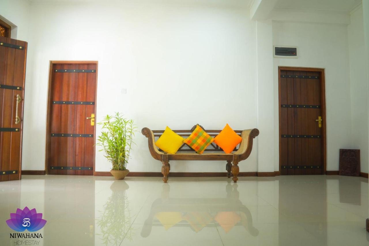 Nivahana Homestay Kandy Esterno foto